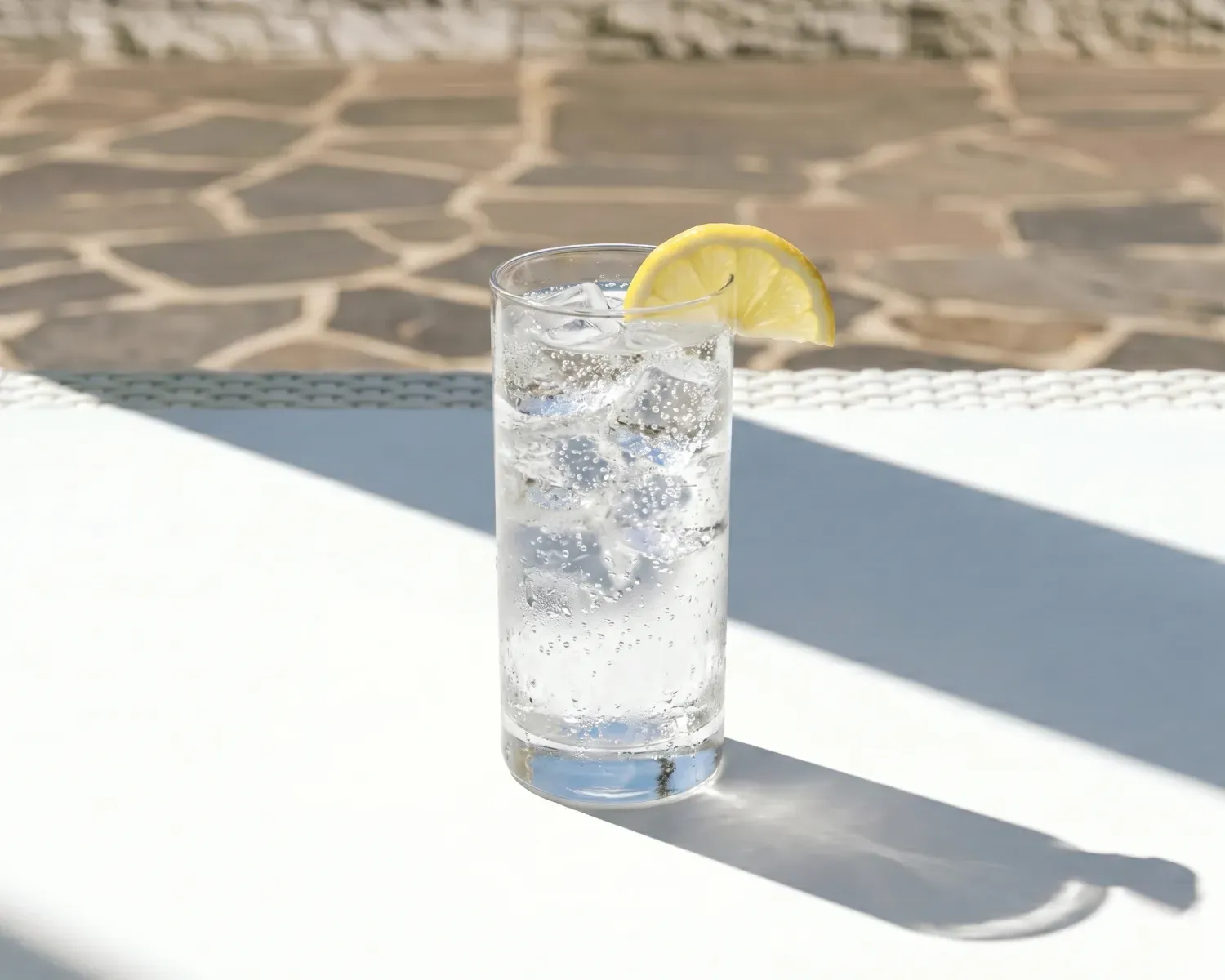 Vodka & Tonic